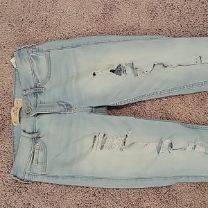 Light distressed Hollister super skinny jeans 0Regular